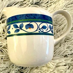 Pfaltzgraff Orleans Creamer